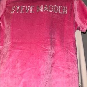 Steve Madden Fuchsia Velvet Tee
